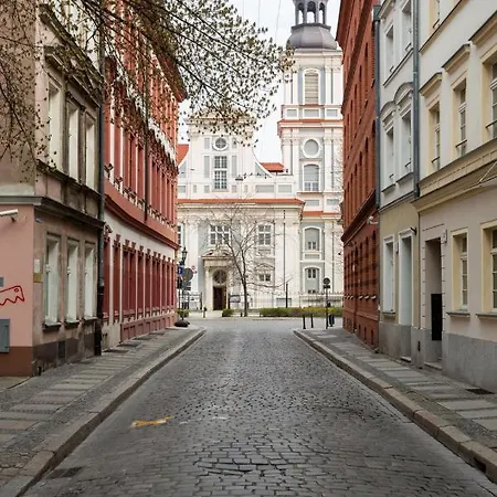 Apartament Laciarska * Wroclaw